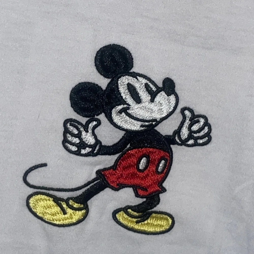 Mickey‎ And Friends Disney Licensed Tshirt Sz XL(15-17) Embroidered